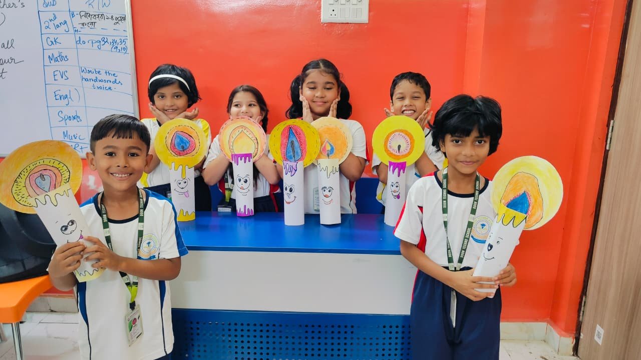 Pre Diwali Craft Activities (Classes 1 and 2)