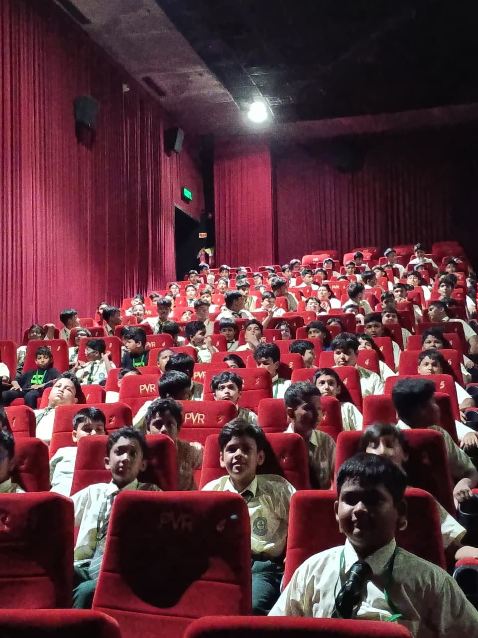 Movie Day Out (Saptadingar Guptodhon)